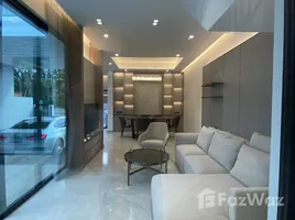 บ้านเดี่ยว 4 ห้องนอน ให้เช่า ในทำเล พระโขนงเหนือ, กรุงเทพมหานคร, พระโขนงเหนือ