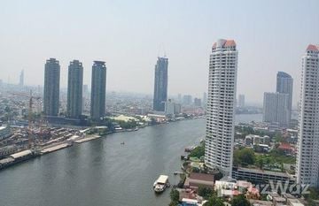 Supakarn Condominium in Khlong Ton Sai, Bangkok