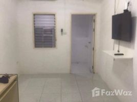 2 Schlafzimmer Reihenhaus zu verkaufen im Baan Nattakamol Damrong 2, Talat Yai, Phuket Town