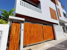 ขายวิลล่า 3 ห้องนอน ใน ราไวย์, ภูเก็ต, ราไวย์