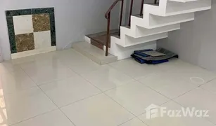 1 Bedroom Shophouse for sale in Arun Ammarin, Bangkok 