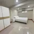 2 Habitación Adosado en alquiler en P.R. Home 3, Khlong Tan Nuea