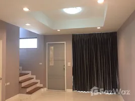 ทาวน์เฮ้าส์ 3 ห้องนอน ให้เช่า ในโครงการ The Private Sukhumvit-Bangchak, บางจาก