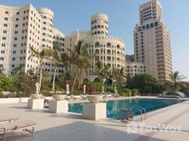 2 спален Квартира на продажу в Al Hamra Palace Beach Resort, Al Hamra Village