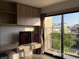 คอนโด สตูดิโอ ให้เช่า ในโครงการ บลอสซั่ม คอนโด แอท สาทร-เจริญราษฎ์, ยานนาวา