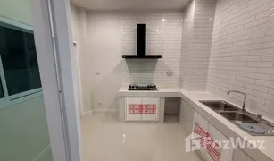 4 Bedrooms House for sale in Don Kaeo, Chiang Mai 