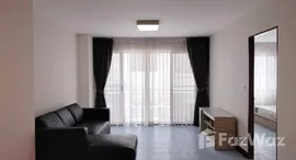 Available Units at Sathorn Place (Khrungthonburi)