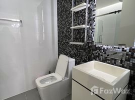 2 спален Кондо в аренду в The Room Sukhumvit 69, Phra Khanong Nuea, Щаттхана