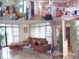 2 Habitación Departamento en alquiler en Baan Prompong, Khlong Tan Nuea