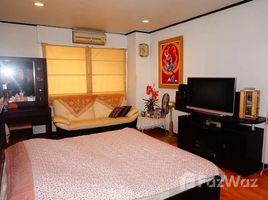 2 Bedrooms Condo for sale in Khlong Toei Nuea, Bangkok Le Premier 1