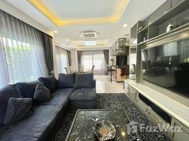 4 Bedroom Villa for sale at The City Pattanakarn, Prawet