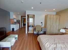 Studio Condo for rent at Urbana Langsuan, Lumphini