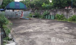 2 Bedrooms House for sale in Tha Kham, Bangkok 