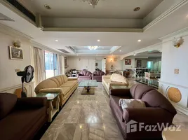 4 Bedroom Apartment for sale at Phatsana Garden, Phra Khanong Nuea, Watthana