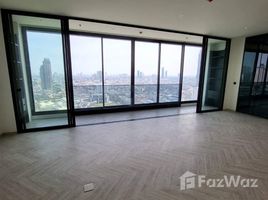 3 Bedroom Condo for sale at Chapter Charoennakorn-Riverside, Bang Lamphu Lang