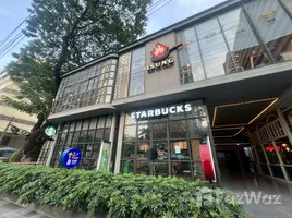 พื้นที่ค้าปลีก ให้เช่า ในโครงการ บ้านก้ามปู อโศก, คลองเตยเหนือ