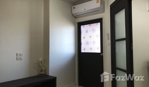 2 Schlafzimmern Wohnung zu verkaufen in Bang Na, Bangkok Bangna Country Complex