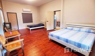 2 Schlafzimmern Haus zu verkaufen in Nong Prue, Pattaya Ruen Pisa Village