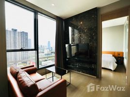 1 chambre Condominium à louer à , Bang Kapi, Huai Khwang, Bangkok