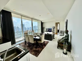 2 Habitación Departamento en venta en Royce Private Residences, Khlong Toei Nuea