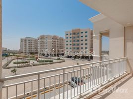 3 Bedroom Apartment for sale at Mazaya 15, Queue Point, Dubai Land