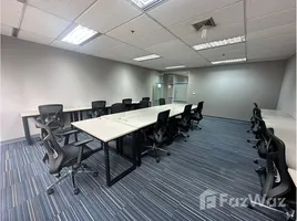 38.70 SqM Office for rent at Serm Mit Tower, Khlong Toei Nuea