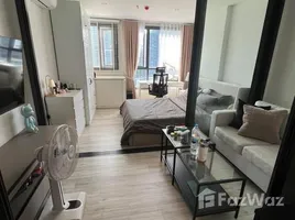 Studio Apartment for rent at XT Huaikhwang, Din Daeng, Din Daeng