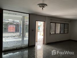 4 спален Таунхаус for sale in Ram Inthra, Кхан На Яо, Ram Inthra