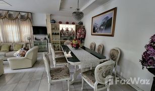 5 Bedrooms House for sale in Din Daeng, Bangkok Sri Wattana