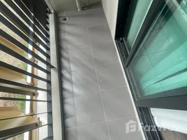 Appartement 1 chambre à vendre à Atmoz Ratchada - Huaikwang, Sam Sen Nok, Huai Khwang, Bangkok