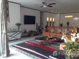 3 Bedroom Penthouse for rent at Baan Sathorn Chaophraya, Khlong Ton Sai, Khlong San, Bangkok, Thailand