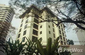 Gardengrove Suites in Khlong Toei, Bangkok