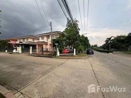 3 Bedroom Villa for rent at Parichat Village, Bang Khu Wat, Mueang Pathum Thani, Pathum Thani