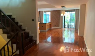 Таунхаус, 3 спальни на продажу в Khlong Tan Nuea, Бангкок Evanston Thonglor 25