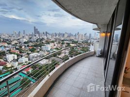 3 спален Кондо в аренду в Supalai Place, Khlong Tan Nuea