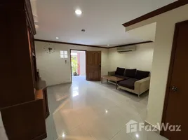 2 Bedroom Apartment for rent at Promsak Mansion, Khlong Tan Nuea