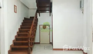 4 Bedrooms Townhouse for sale in Khlong Thanon, Bangkok 