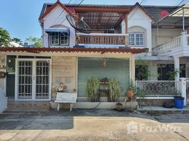 5 Bedroom Villa for sale at Rung Charoen Village Wachiratham Sathit 21, Bang Chak, Phra Khanong