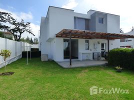 3 chambres Maison a vendre à Conocoto, Pichincha 3BR House Quito for Sale