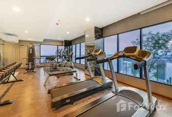 Фото 2 of the ห้องออกกำลังกาย at KnightsBridge Sky River Ocean