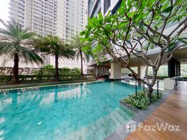 1 спален Кондо на продажу в The Room Sukhumvit 21, Khlong Toei Nuea