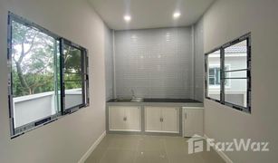 3 Bedrooms House for sale in Tha Wang Tan, Chiang Mai 