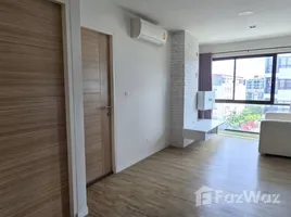 2 Bedroom Condo for sale at H2 Glo, Anusawari