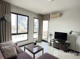 1 спален Кондо на продажу в The Sense Sukhumvit, Bang Na