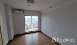 2 Bedrooms Condo for sale in Bang Kapi, Bangkok Supalai Park Ekkamai-Thonglor