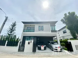 4 Bedroom House for rent at Grand Britania Wongwaen - Ramintra, Sam Wa Tawan Tok