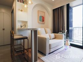 2 Bedroom Apartment for rent at Oka Haus, Khlong Tan