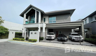 4 Bedrooms House for sale in Khan Na Yao, Bangkok Grand Bangkok Boulevard Ramintra-Serithai