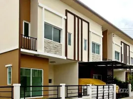 ทาวน์เฮ้าส์ 3 ห้องนอน ให้เช่า ในโครงการ พลีโน่ เพชรเกษม 81, หนองแขม, หนองแขม, กรุงเทพมหานคร