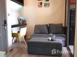 1 спален Кондо в аренду в Whizdom Avenue Ratchada - Ladprao, Chomphon